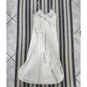 Vintage Val Mode White Floral Embroidered Satin Slip Nightgown Lingerie S